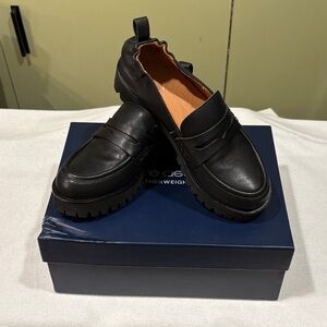 Andre Assous River Black Leather Lug Sole Loafers Size 6 NWB